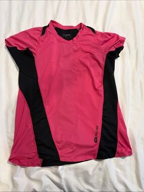 SUGOI Pink and Black Athletic Short-Sleeve Top